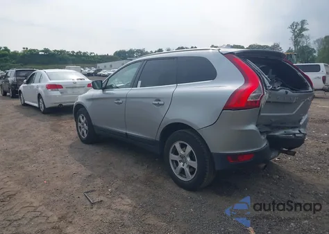 2012 Volvo Xc60 3.2 Platinum z USA, uszkodzony, nr VIN YV4940DZ4C2296330